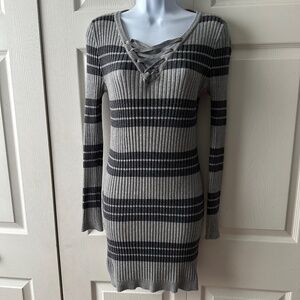 Yoki women’s rib knit light and dark gray dress, size L